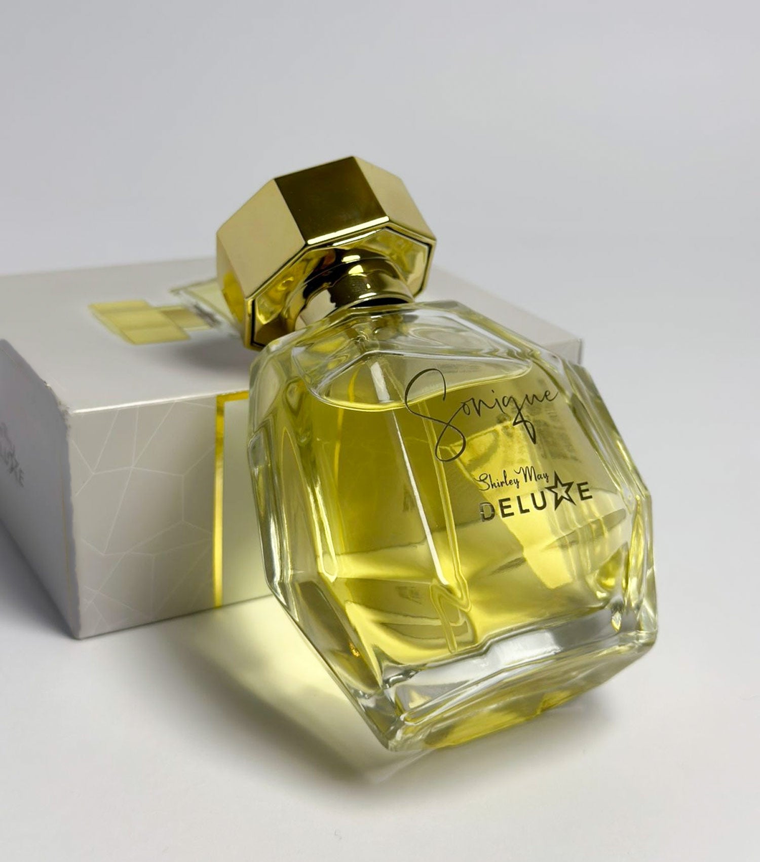 Sonique Amber Floral fragrance for Women - 100ml